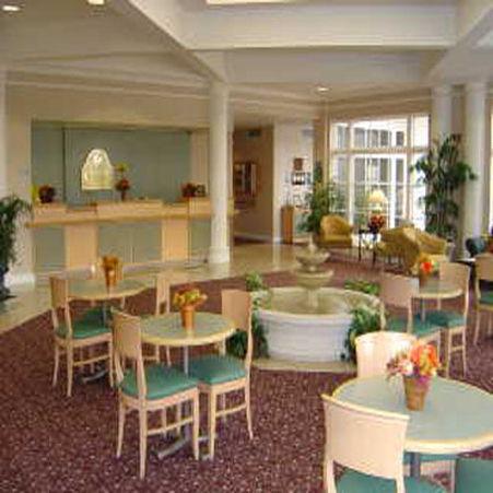 La Quinta By Wyndham Salt Airport 3*