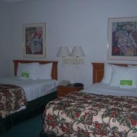 La Quinta By Wyndham Salt Airport
